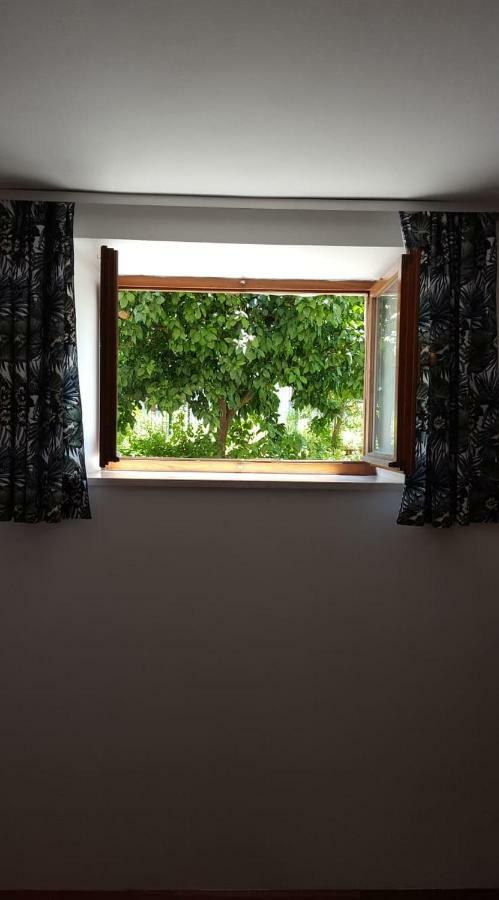 Mila Vila - Charming Apartment Near The Sea Izola Exterior foto