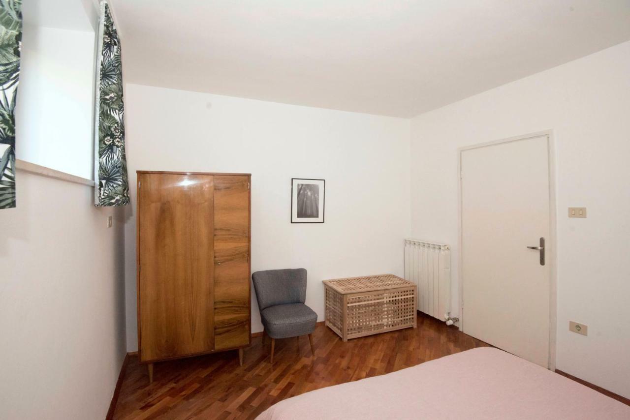 Mila Vila - Charming Apartment Near The Sea Izola Exterior foto